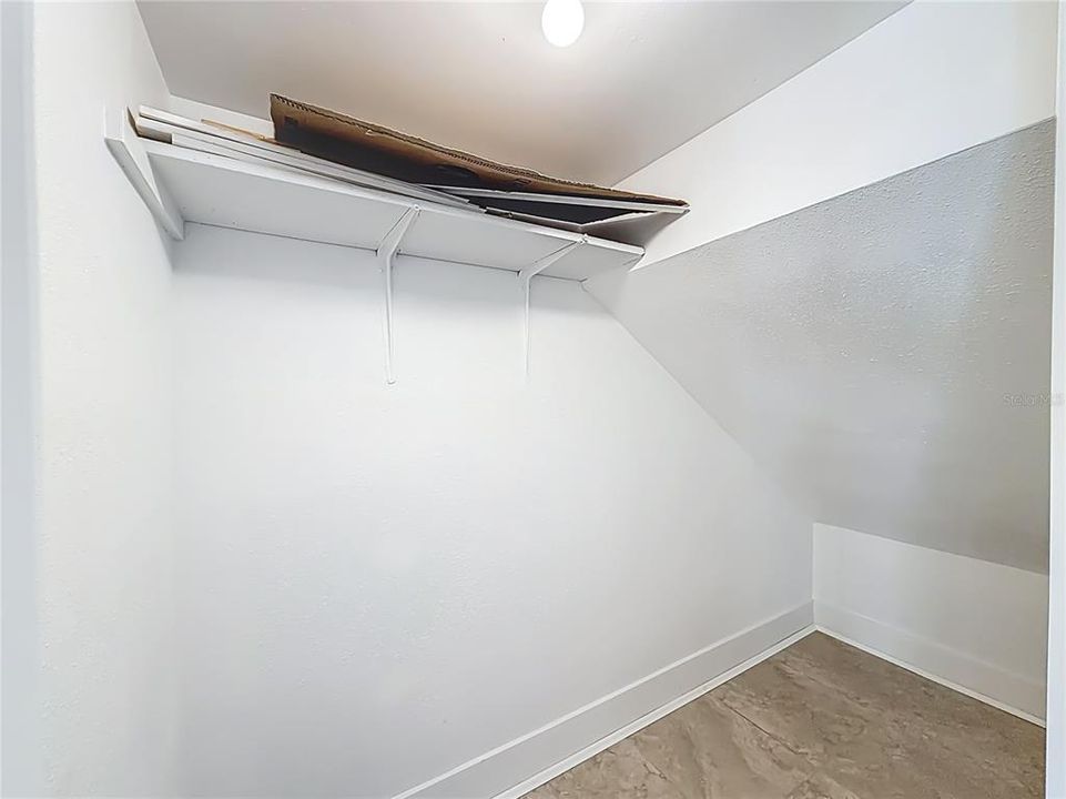 For Sale: $249,000 (2 beds, 2 baths, 1862 Square Feet)