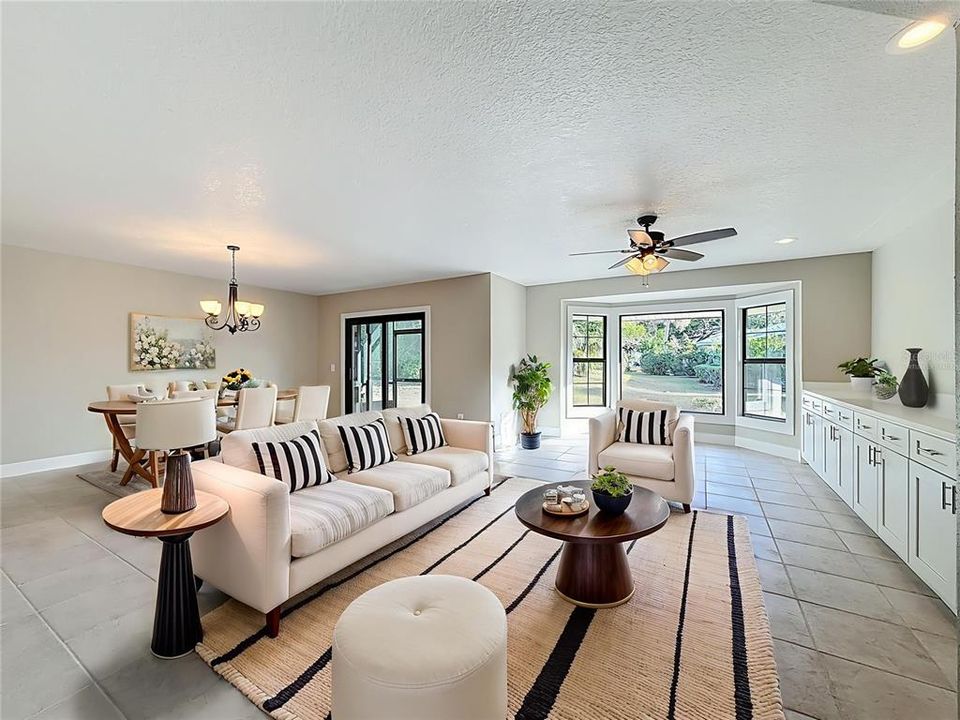 For Sale: $249,000 (2 beds, 2 baths, 1862 Square Feet)