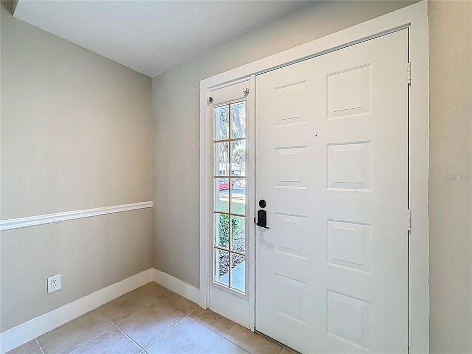 For Sale: $249,000 (2 beds, 2 baths, 1862 Square Feet)