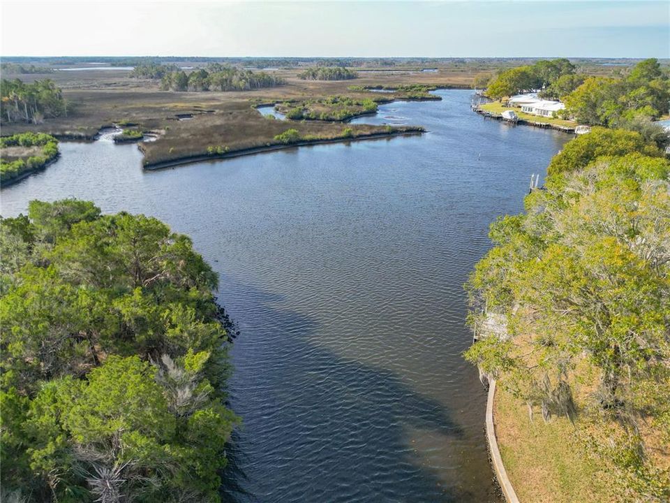 For Sale: $249,000 (2 beds, 2 baths, 1862 Square Feet)