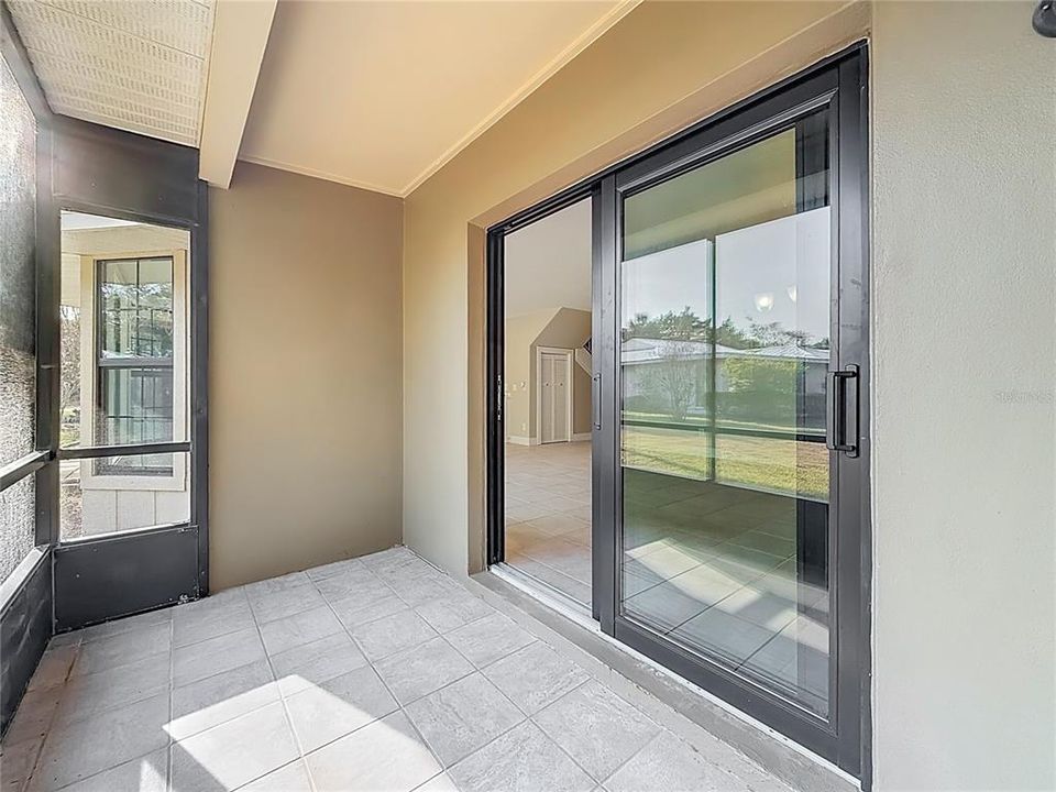 For Sale: $249,000 (2 beds, 2 baths, 1862 Square Feet)