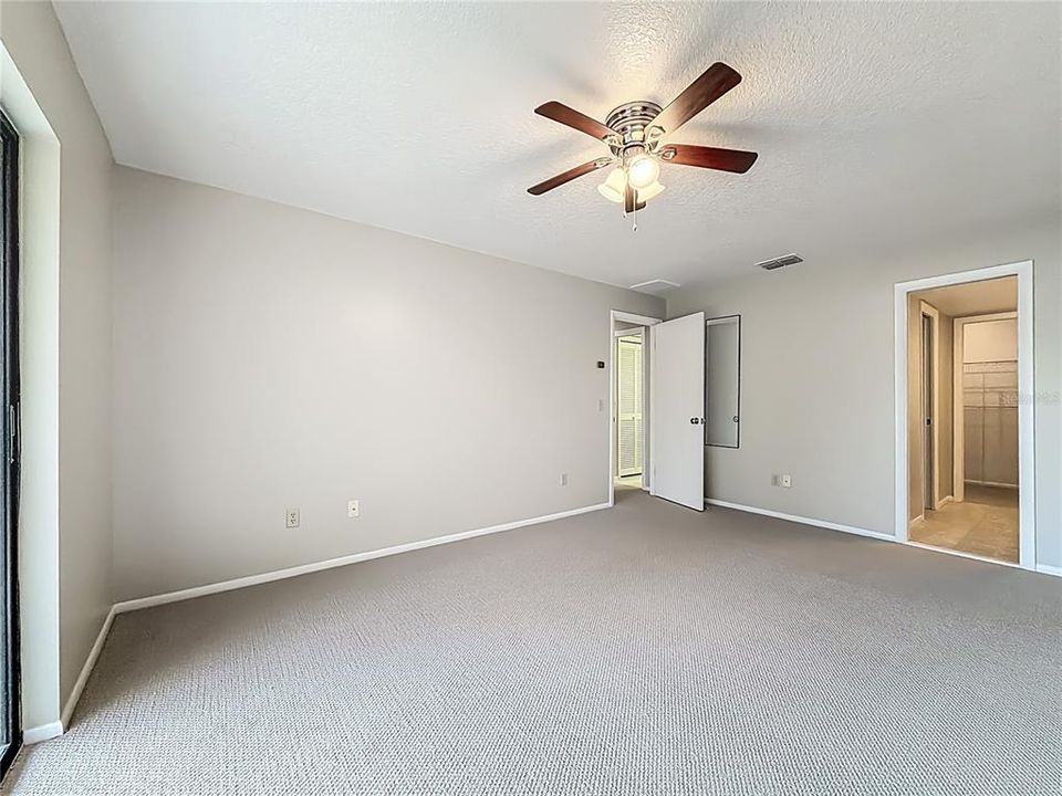 For Sale: $249,000 (2 beds, 2 baths, 1862 Square Feet)