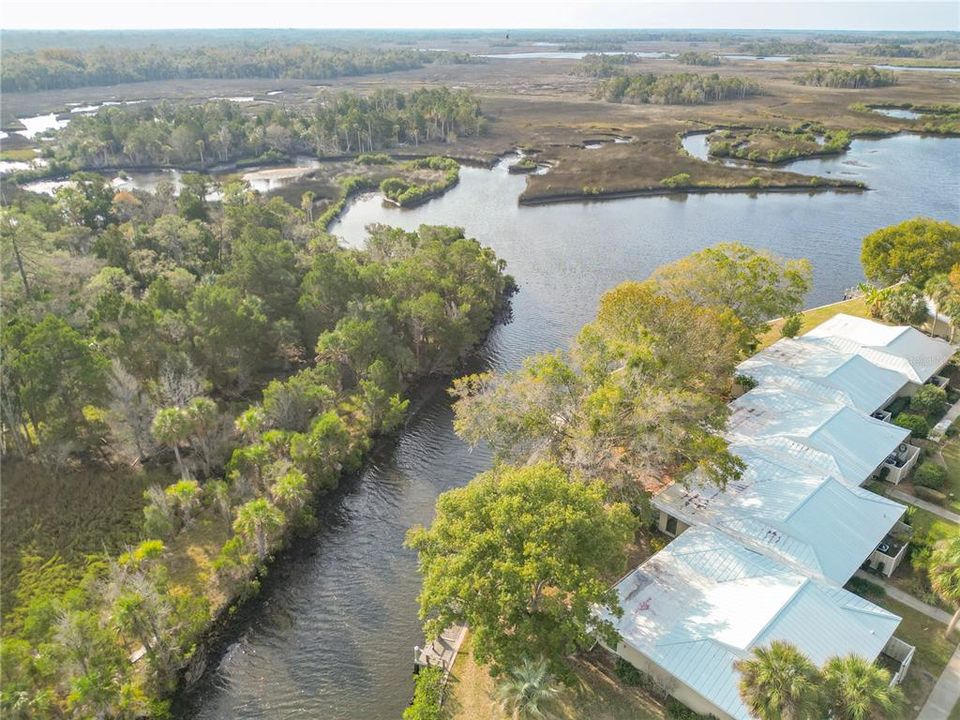 For Sale: $249,000 (2 beds, 2 baths, 1862 Square Feet)