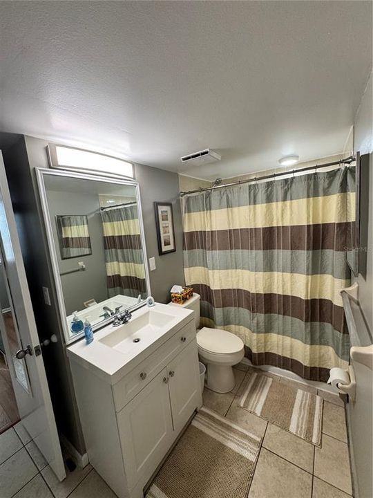 For Sale: $104,900 (1 beds, 1 baths, 634 Square Feet)