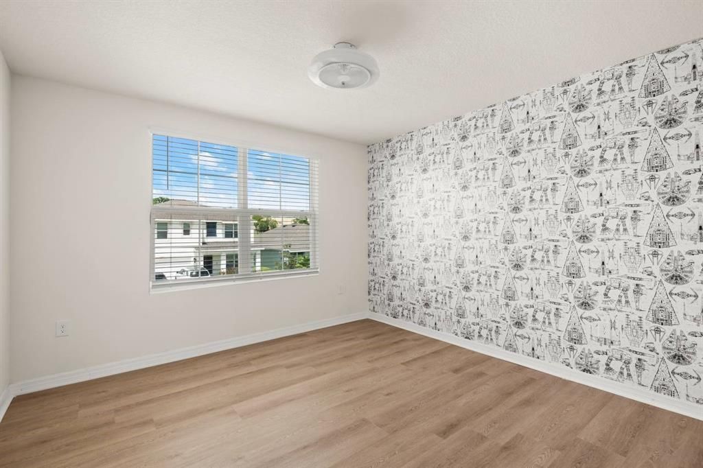 В аренду: $2,300 (4 спален, 3 ванн, 2357 Квадратных фут)