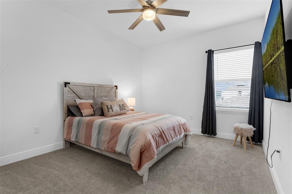 For Sale: $555,000 (3 beds, 2 baths, 2096 Square Feet)