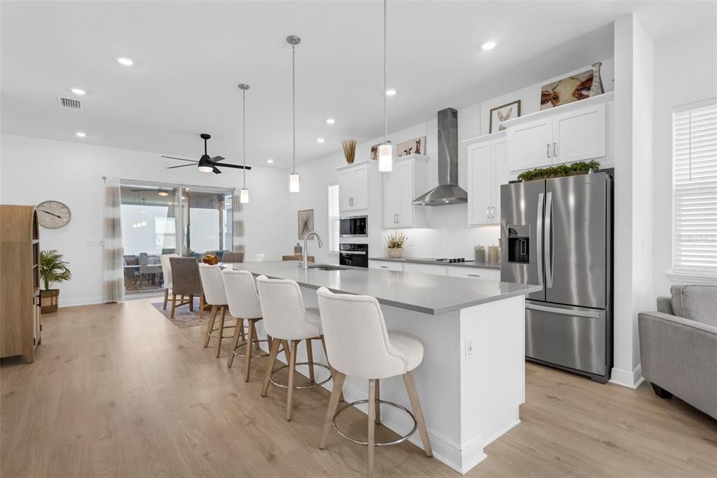 For Sale: $555,000 (3 beds, 2 baths, 2096 Square Feet)