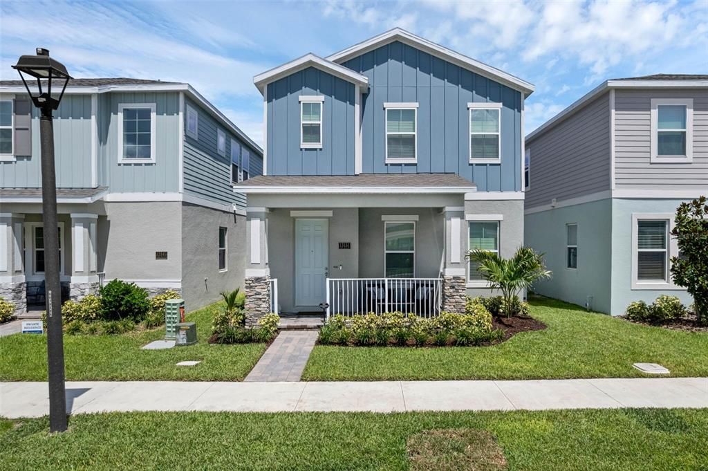 For Sale: $555,000 (3 beds, 2 baths, 2096 Square Feet)