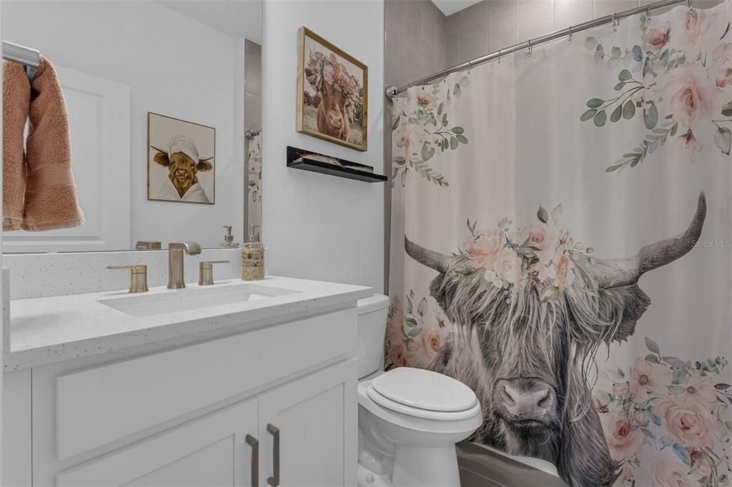 For Sale: $555,000 (3 beds, 2 baths, 2096 Square Feet)