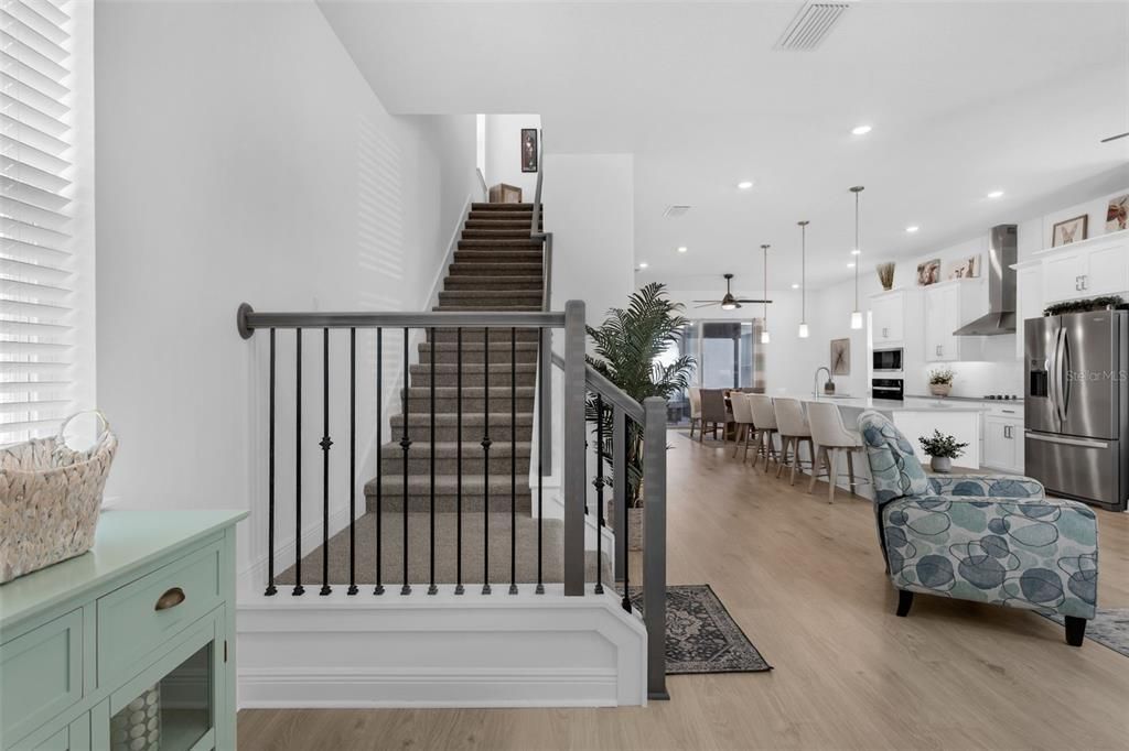 For Sale: $555,000 (3 beds, 2 baths, 2096 Square Feet)