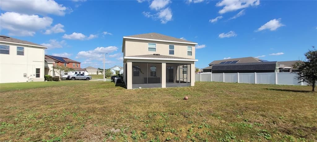 For Rent: $2,200 (4 beds, 2 baths, 2001 Square Feet)