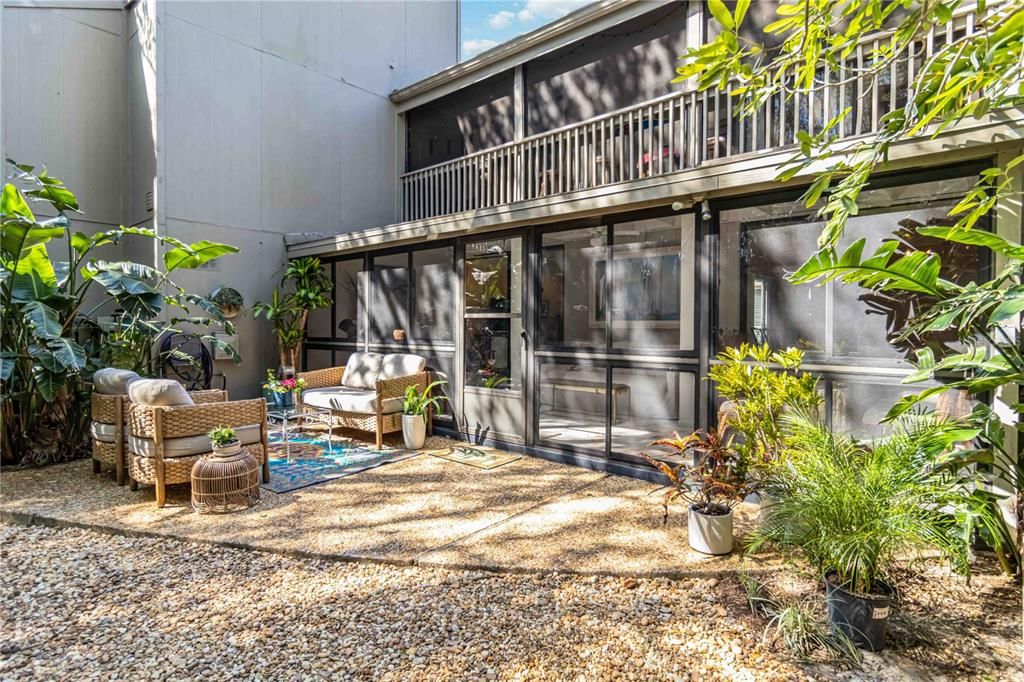 待售: $279,000 (2 贝兹, 2 浴室, 1379 平方英尺)