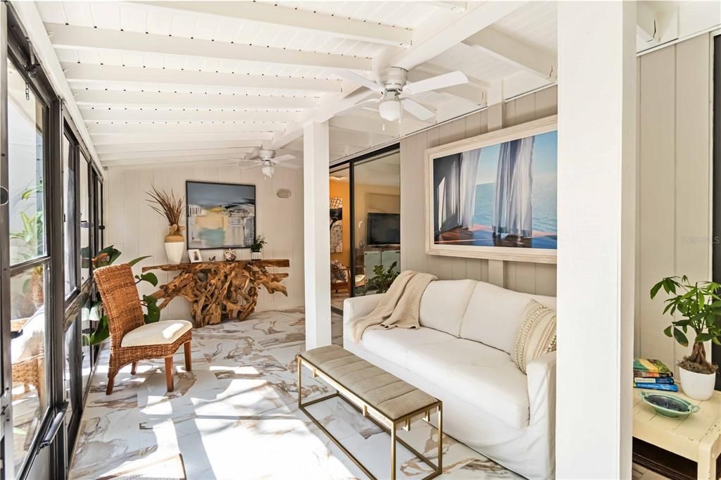 待售: $279,000 (2 贝兹, 2 浴室, 1379 平方英尺)