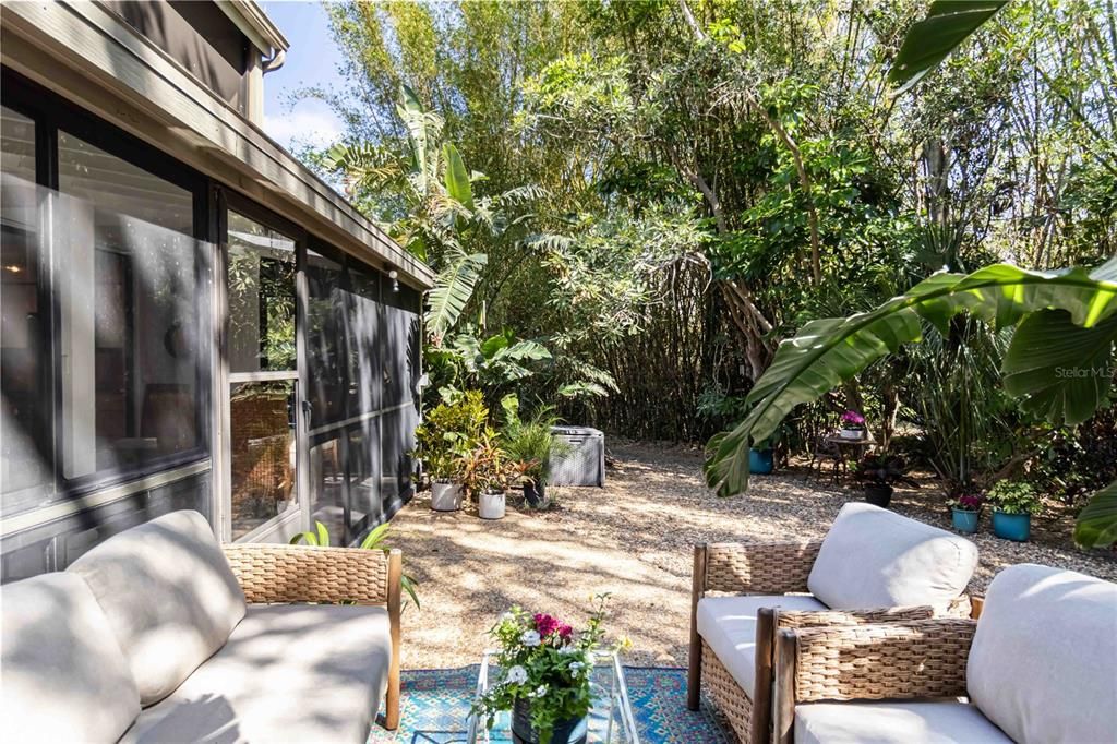 待售: $279,000 (2 贝兹, 2 浴室, 1379 平方英尺)