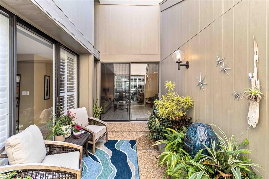 待售: $279,000 (2 贝兹, 2 浴室, 1379 平方英尺)