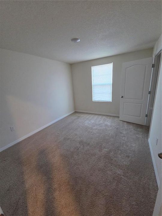 For Rent: $2,500 (4 beds, 3 baths, 2736 Square Feet)