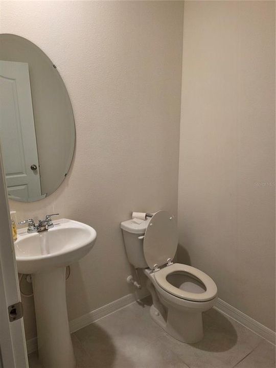 For Rent: $2,500 (4 beds, 3 baths, 2736 Square Feet)