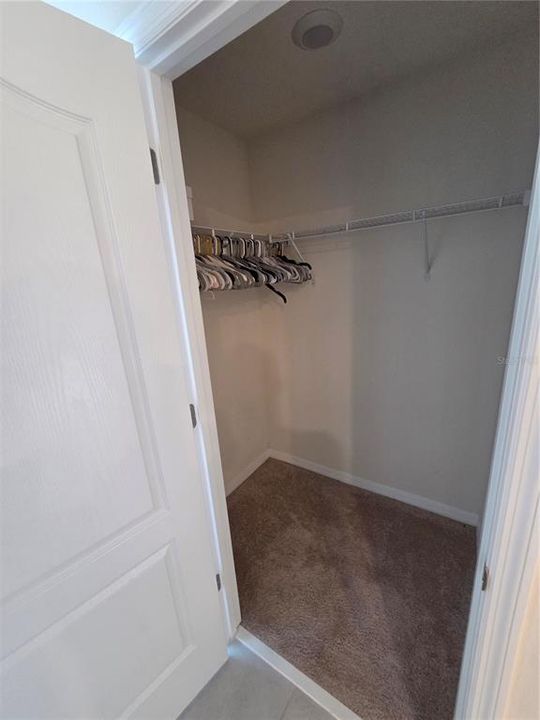 For Rent: $2,500 (4 beds, 3 baths, 2736 Square Feet)