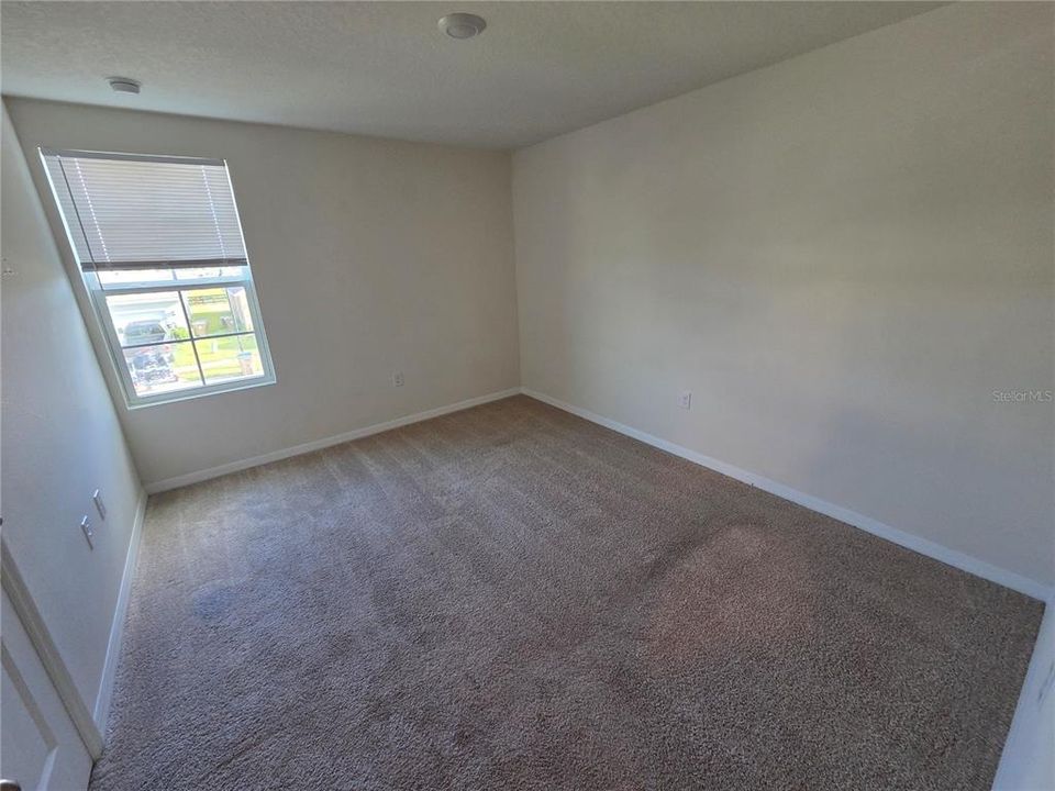 For Rent: $2,500 (4 beds, 3 baths, 2736 Square Feet)