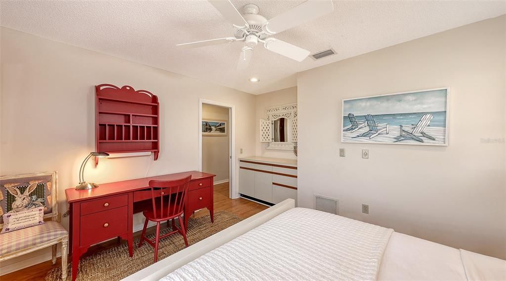 待售: $3,195,000 (5 贝兹, 4 浴室, 3260 平方英尺)