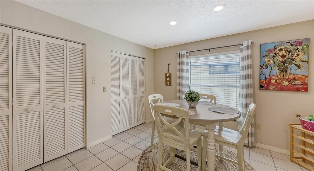 待售: $3,195,000 (5 贝兹, 4 浴室, 3260 平方英尺)