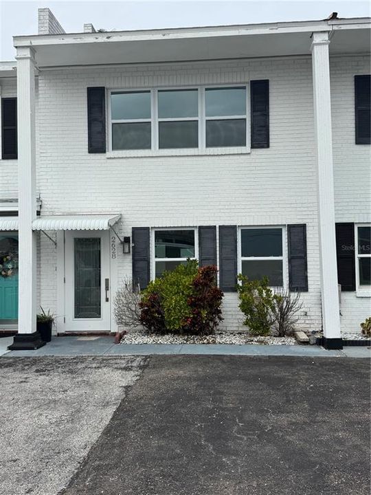 Недавно продано: $633,750 (2 спален, 1 ванн, 1152 Квадратных фут)