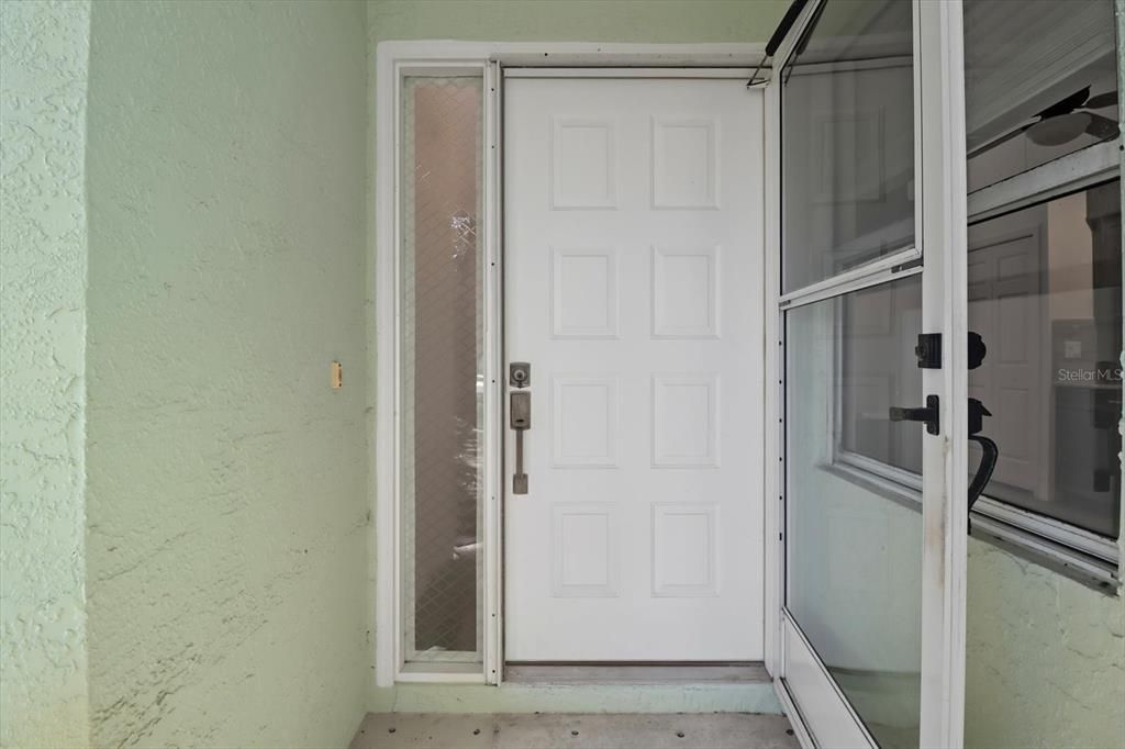 待售: $245,000 (2 贝兹, 2 浴室, 1195 平方英尺)