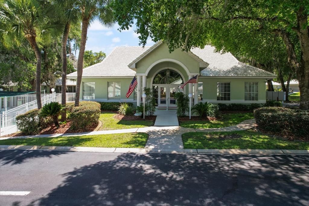 待售: $245,000 (2 贝兹, 2 浴室, 1195 平方英尺)