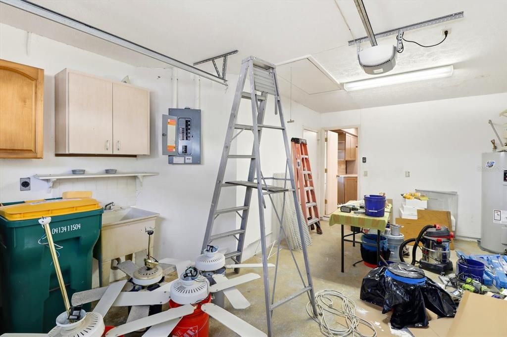 待售: $245,000 (2 贝兹, 2 浴室, 1195 平方英尺)