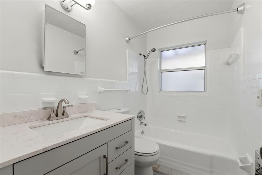 Под контрактом: $510,000 (3 спален, 2 ванн, 1486 Квадратных фут)