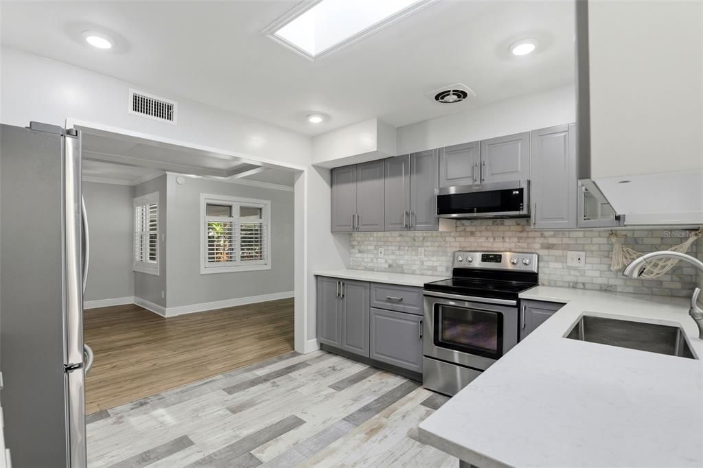 For Sale: $510,000 (3 beds, 2 baths, 1486 Square Feet)