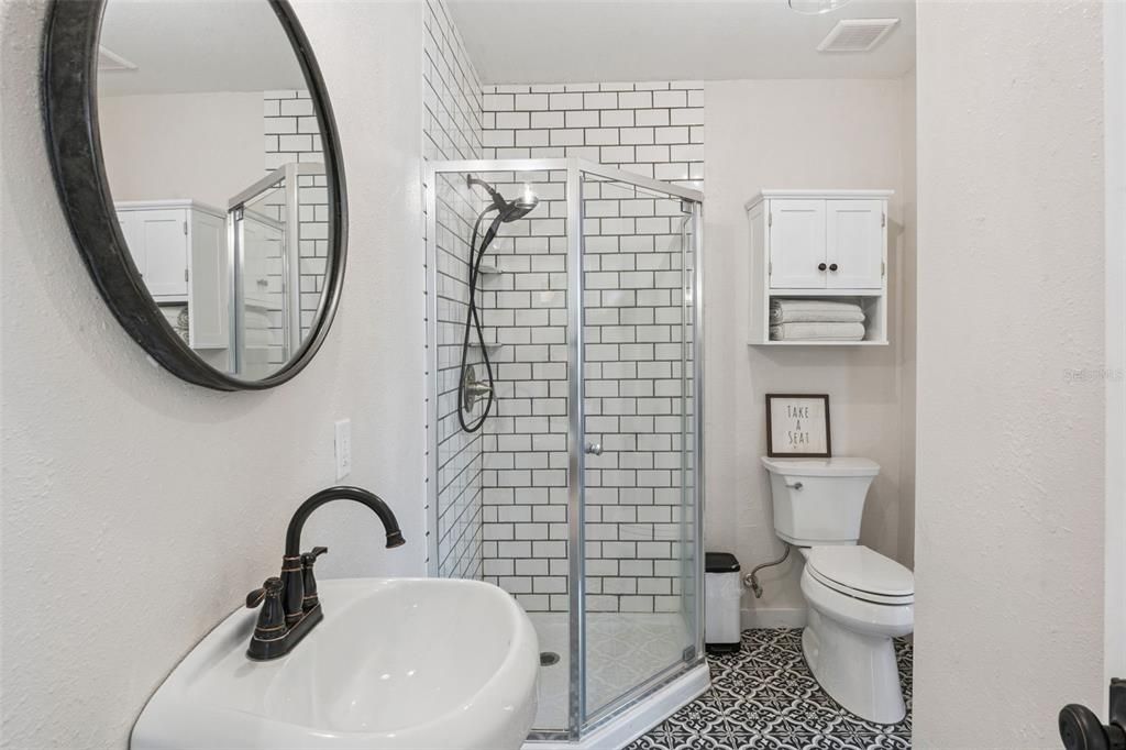 En Venta: $475,000 (2 camas, 2 baños, 760 Pies cuadrados)