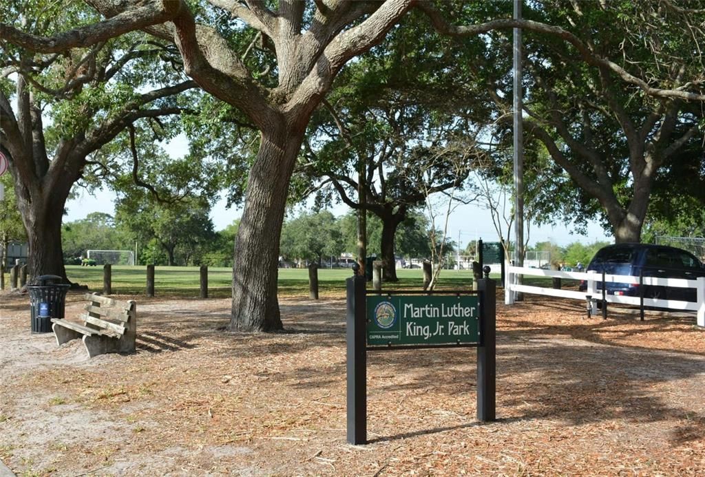 En Venta: $475,000 (2 camas, 2 baños, 760 Pies cuadrados)