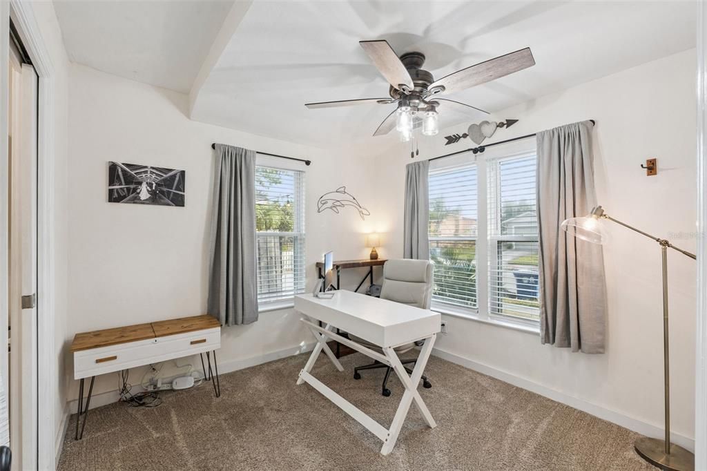 En Venta: $475,000 (2 camas, 2 baños, 760 Pies cuadrados)