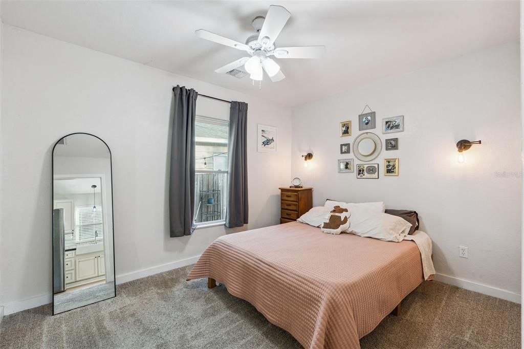 En Venta: $475,000 (2 camas, 2 baños, 760 Pies cuadrados)