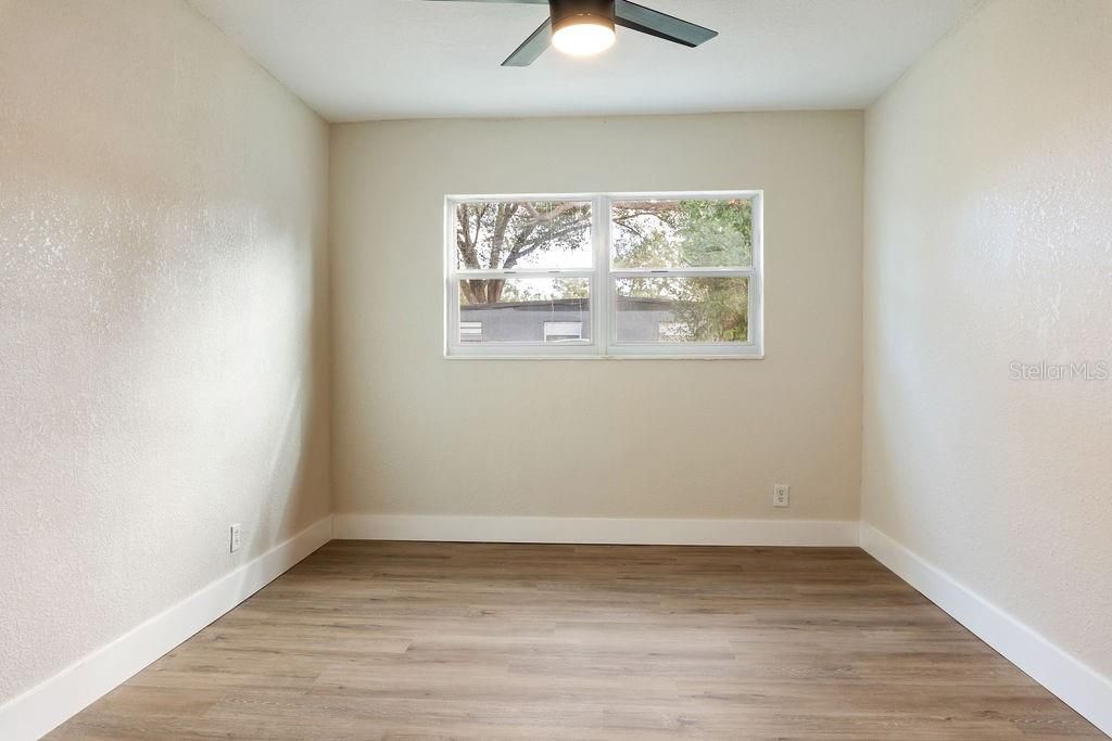 For Sale: $349,000 (3 beds, 2 baths, 1632 Square Feet)