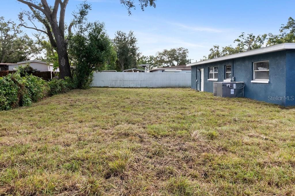 For Sale: $349,000 (3 beds, 2 baths, 1632 Square Feet)