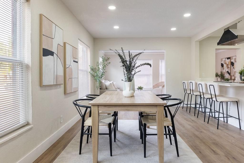 For Sale: $349,000 (3 beds, 2 baths, 1632 Square Feet)