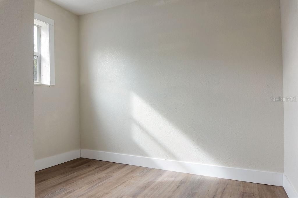 For Sale: $349,000 (3 beds, 2 baths, 1632 Square Feet)