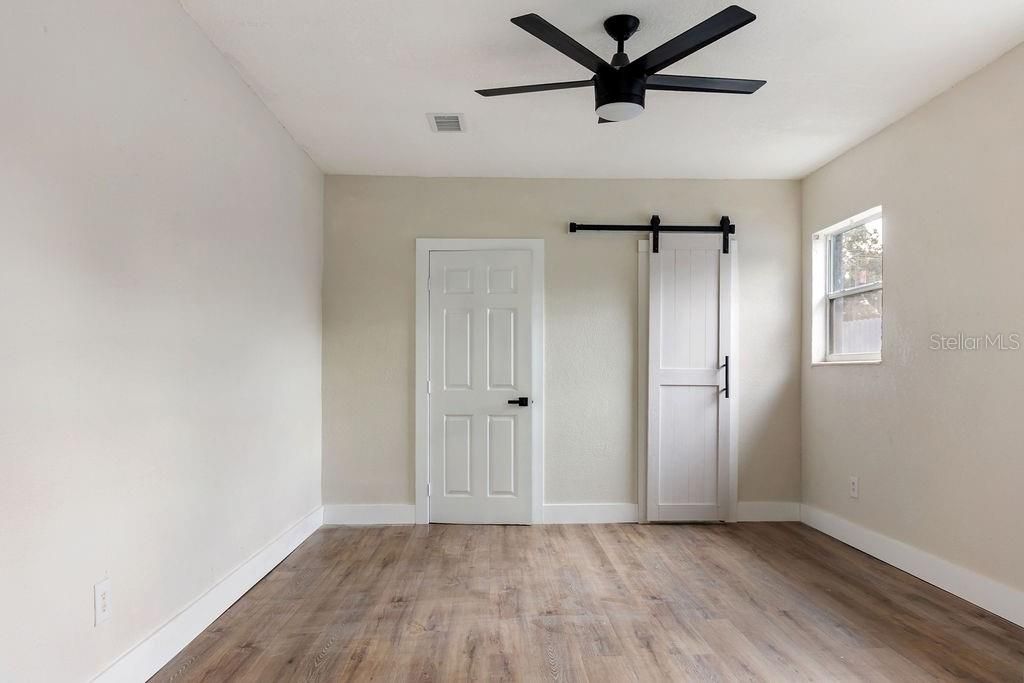 For Sale: $349,000 (3 beds, 2 baths, 1632 Square Feet)