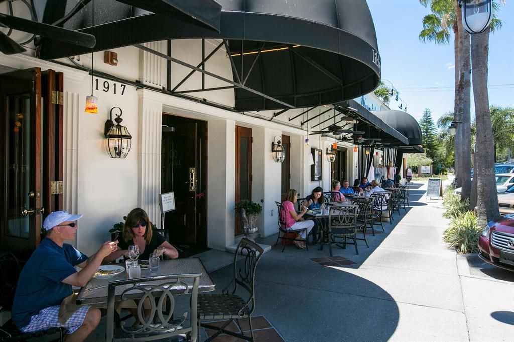 For Sale: $3,850,000 (2 beds, 2 baths, 2156 Square Feet)