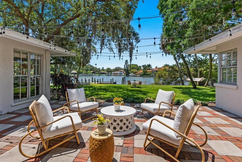 For Sale: $3,850,000 (2 beds, 2 baths, 2156 Square Feet)