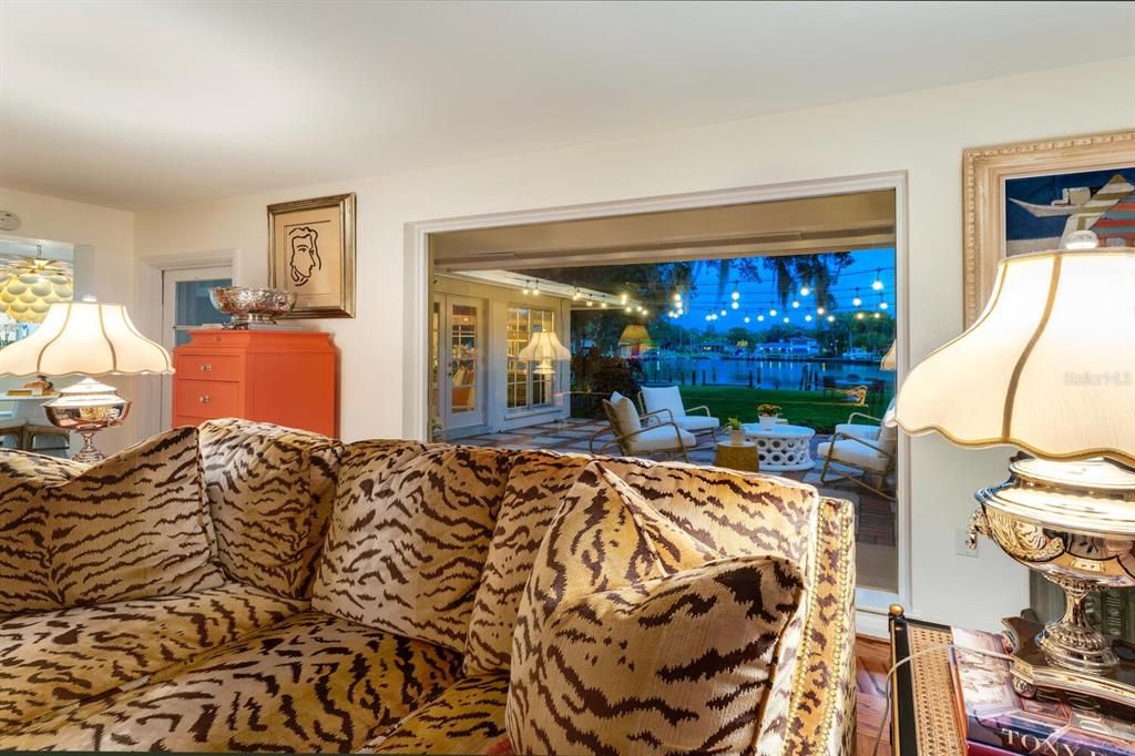 For Sale: $3,850,000 (2 beds, 2 baths, 2156 Square Feet)