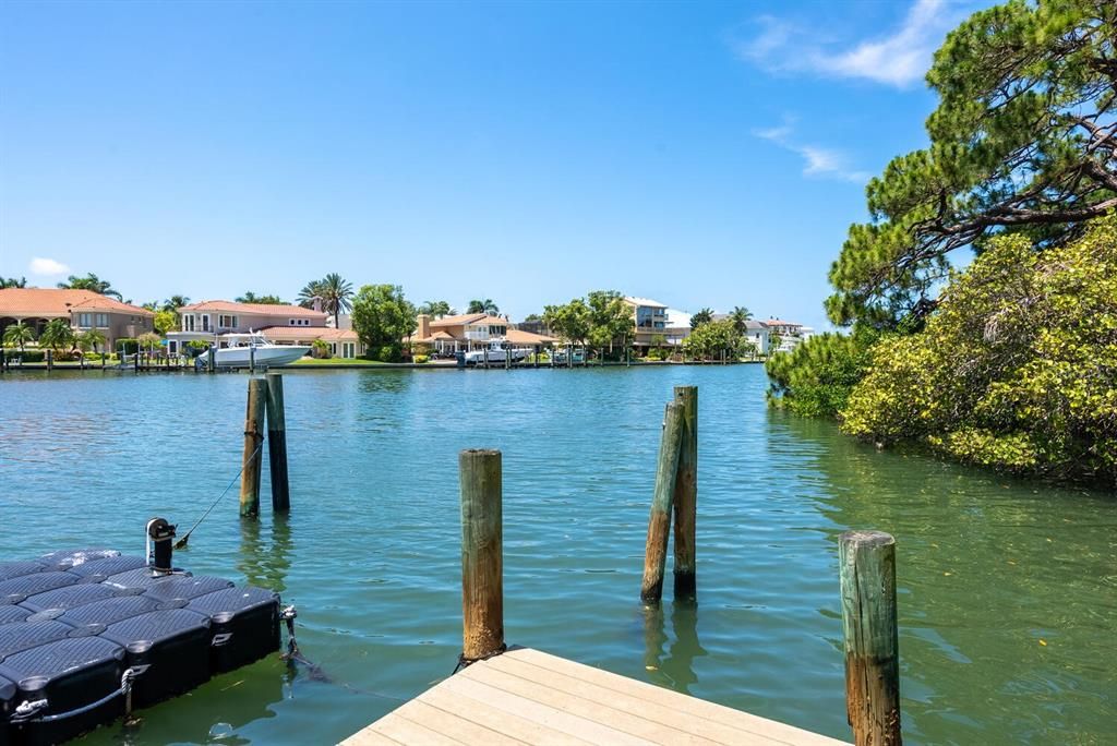 For Sale: $3,850,000 (2 beds, 2 baths, 2156 Square Feet)