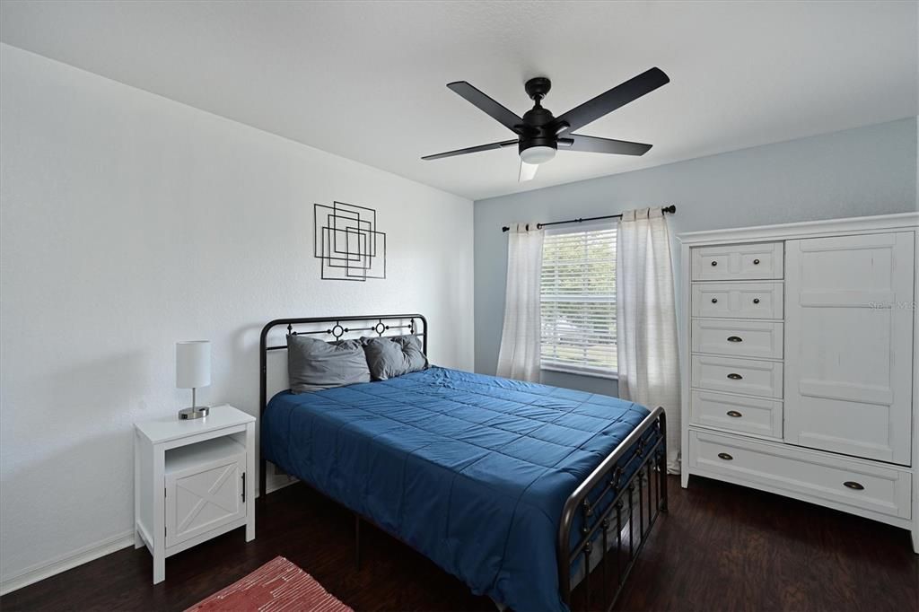 En Venta: $263,000 (2 camas, 2 baños, 1346 Pies cuadrados)