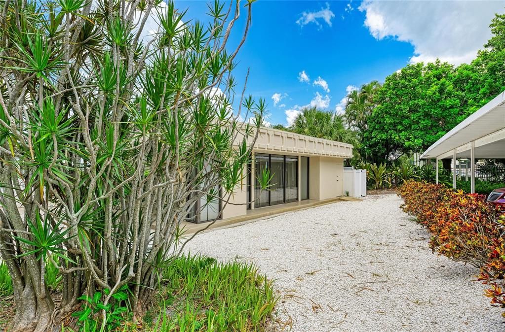 待售: $399,000 (2 贝兹, 2 浴室, 1152 平方英尺)