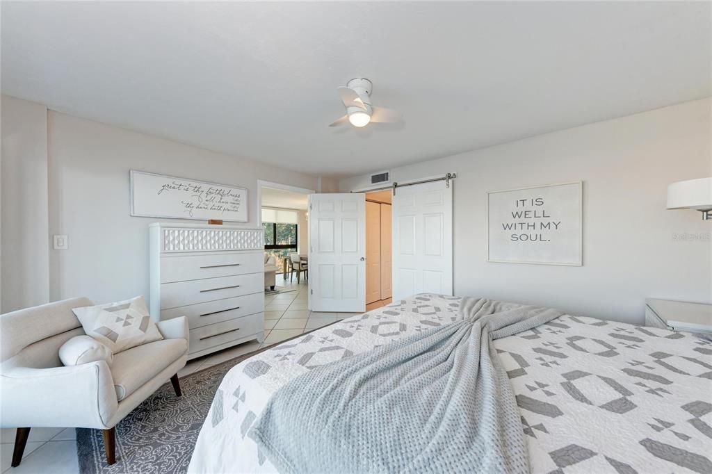 待售: $399,000 (2 贝兹, 2 浴室, 1152 平方英尺)