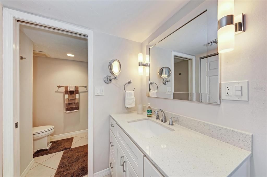 待售: $399,000 (2 贝兹, 2 浴室, 1152 平方英尺)