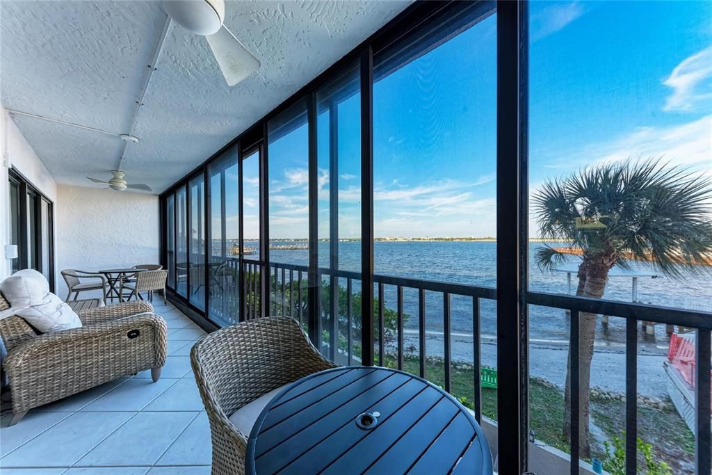 待售: $399,000 (2 贝兹, 2 浴室, 1152 平方英尺)