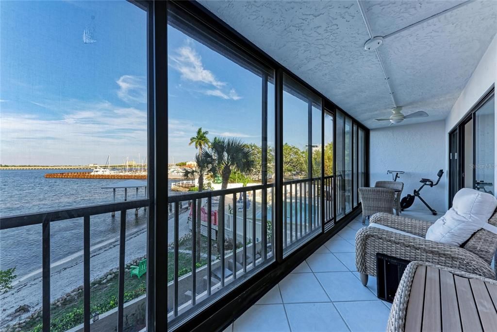 待售: $399,000 (2 贝兹, 2 浴室, 1152 平方英尺)